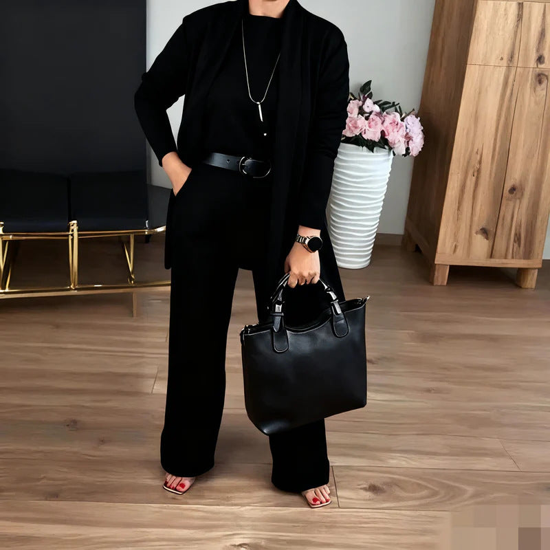 ZENDO Africa™ – Ensemble “Black Elegance” Femme | Confort & Élégance

ZENDO Africa™ – Women’s “Black Elegance” Set | Comfort & Style